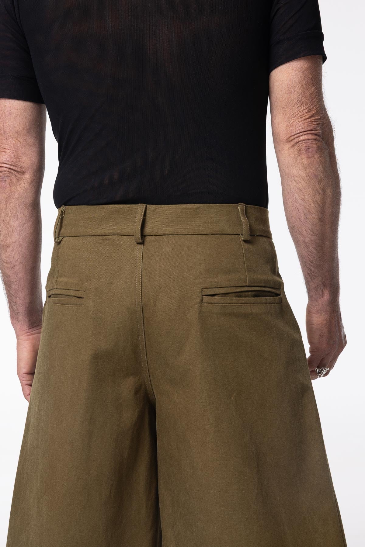 Bermuda Shorts | Olive Twill
